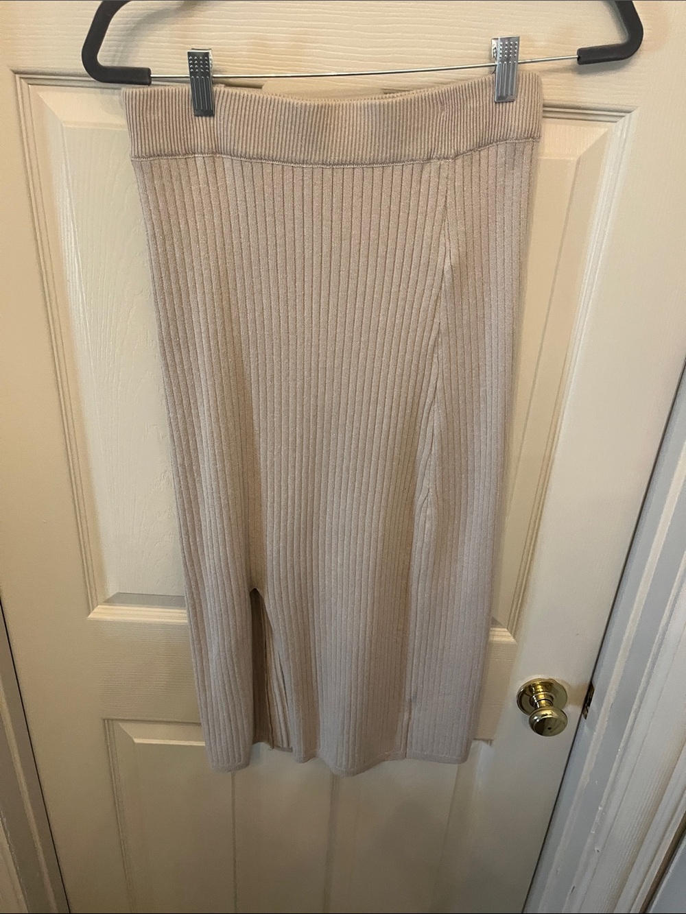 Ribbed Neutral Midi Skirt - Beige
